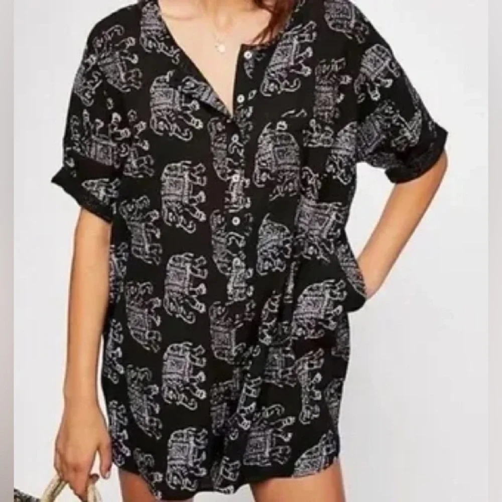 Free People Black Elephant Print Short Sleeve front buttons oversized Romper XS